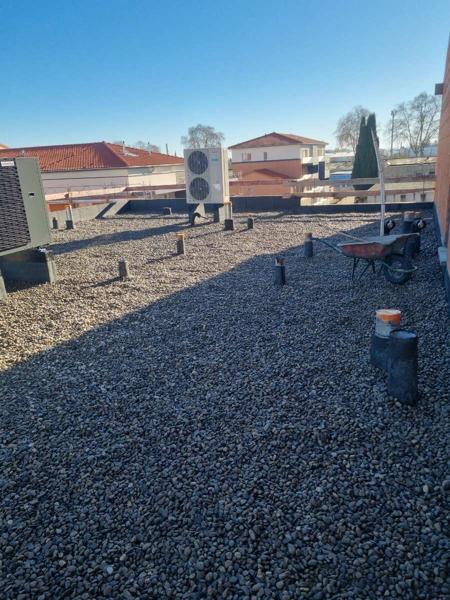 Toiture technique avec pompes à chaleur – Sept Étanchéité Services, Toulouse